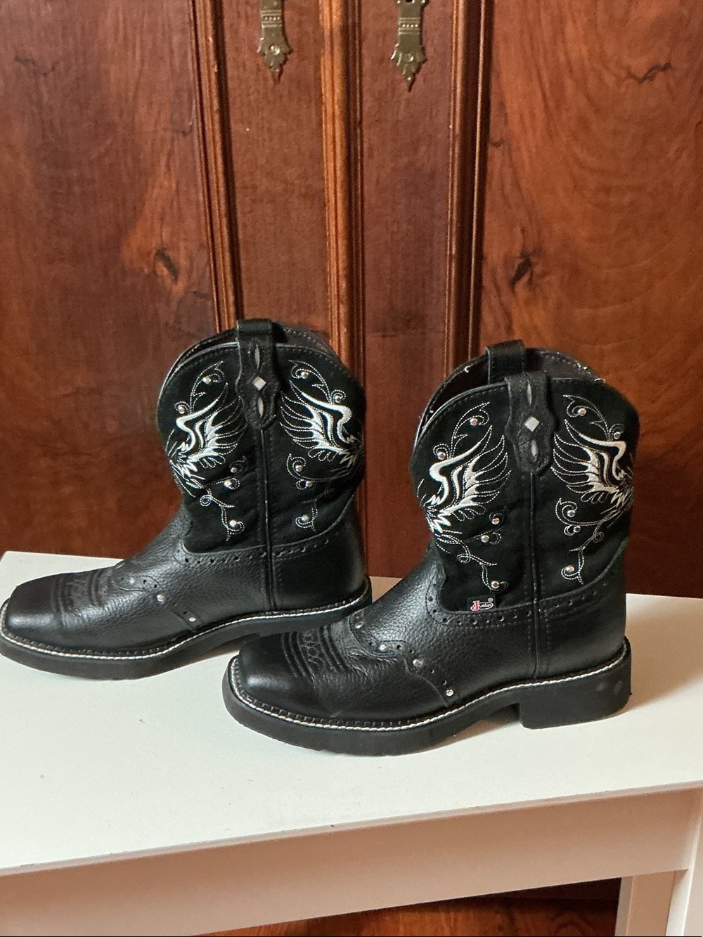 Justin Gypsy Boots Black Embroidered Western Ankle Boots - Picture 5 of 11